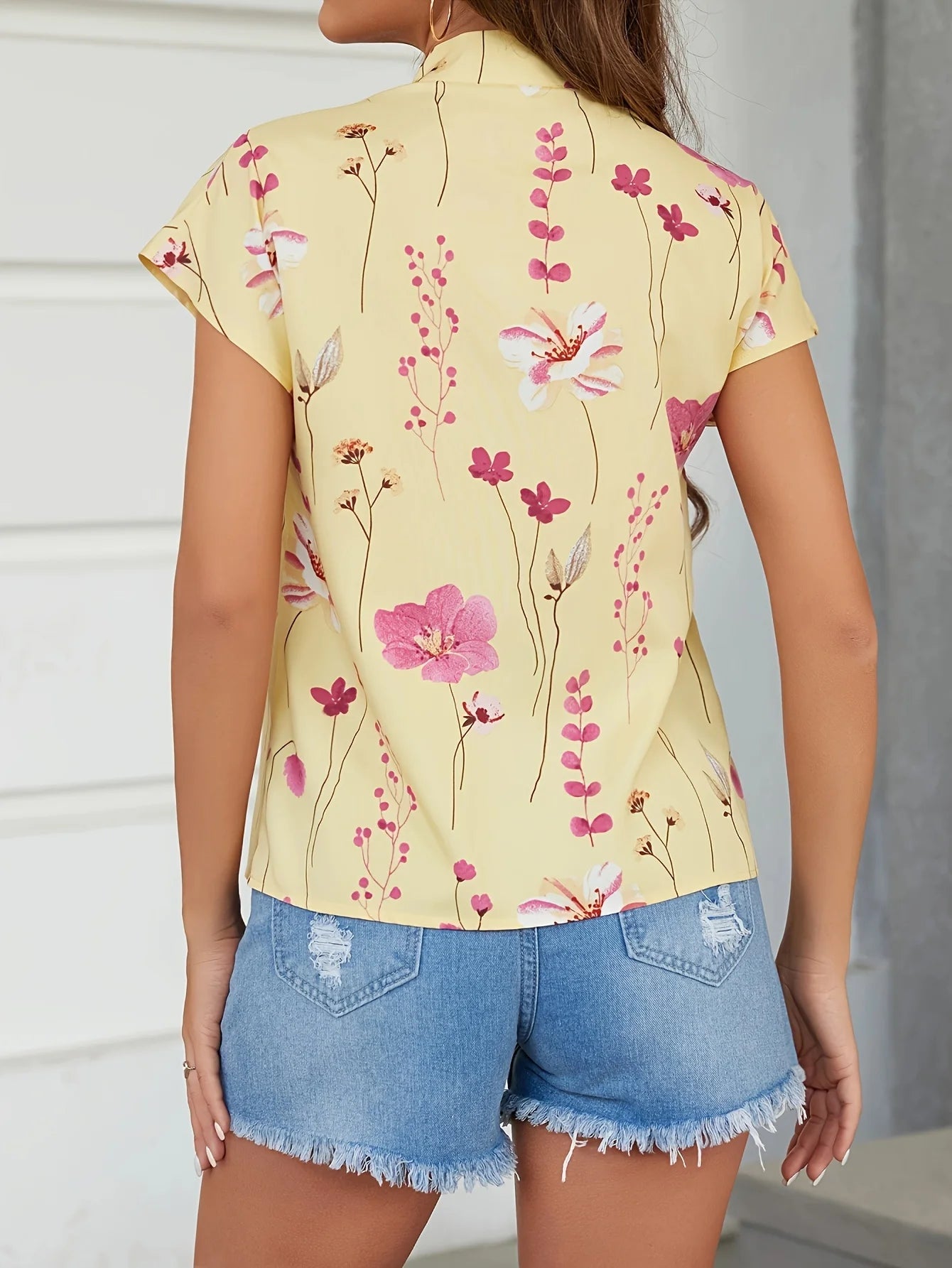 Blouse Fleurie Col Montant