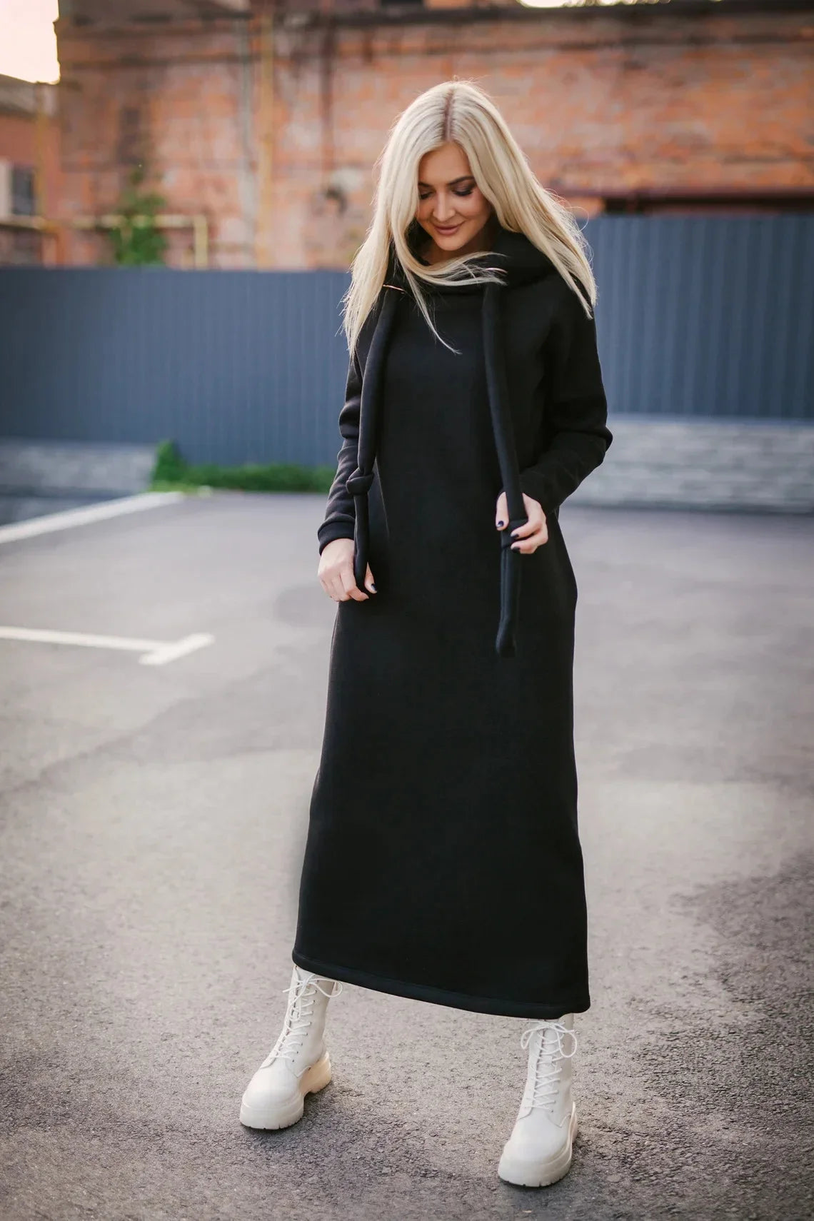 Robe Sweat Élégante à Capuche
