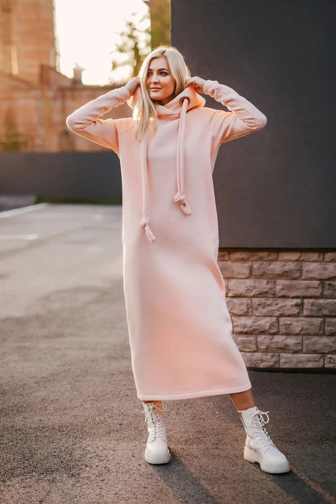 Robe Sweat Élégante à Capuche
