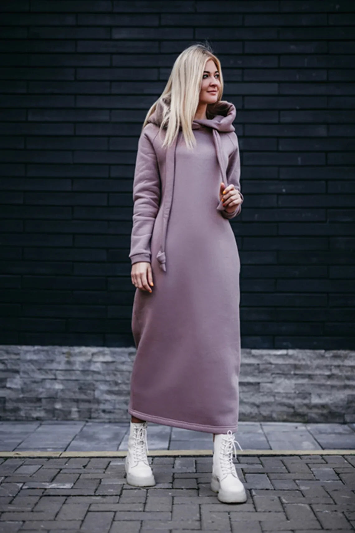 Robe Sweat Élégante à Capuche